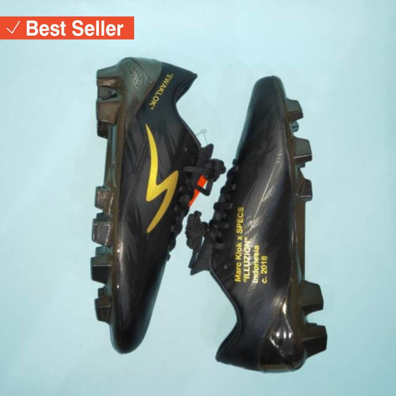 Sepatu Sport Olahraga murah awet kuat / Sepatu Bola Specs Accelerator Illuzion Klok SE (Black/Gold)