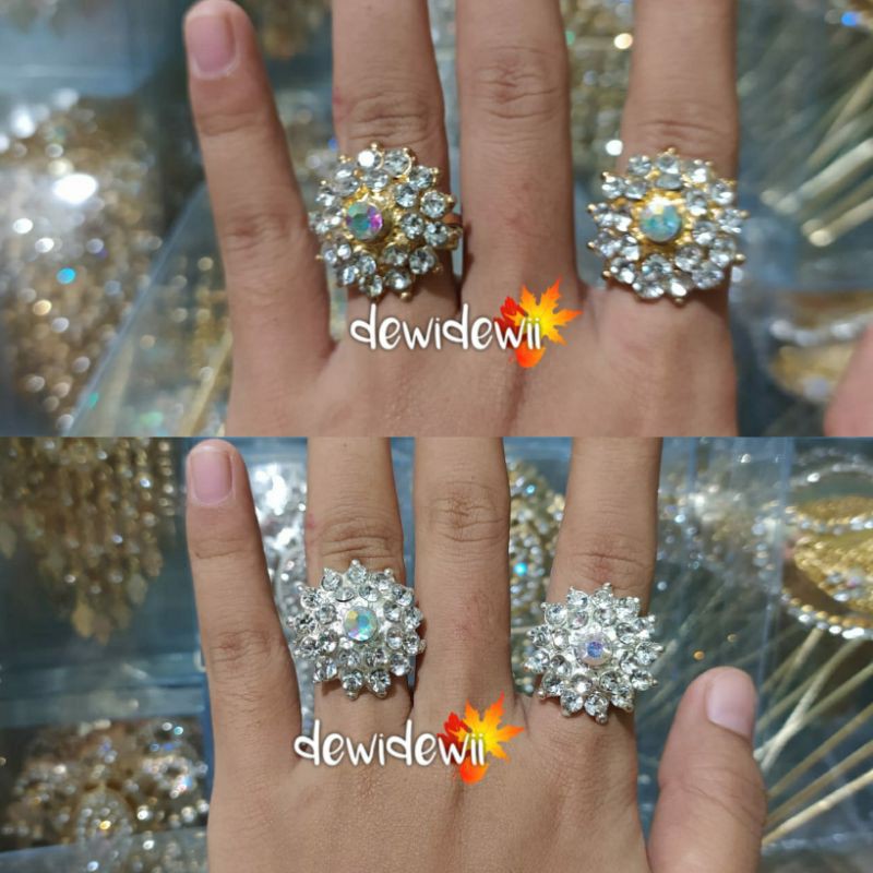 Cincin Pengantin ModeL Bulat