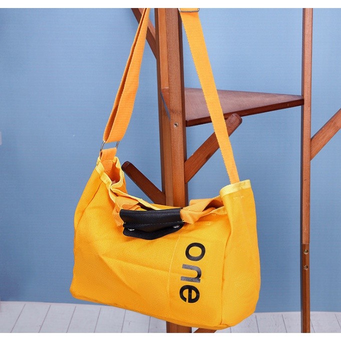 TM-85 tas selempang canvas simple kuning kampus sekolah