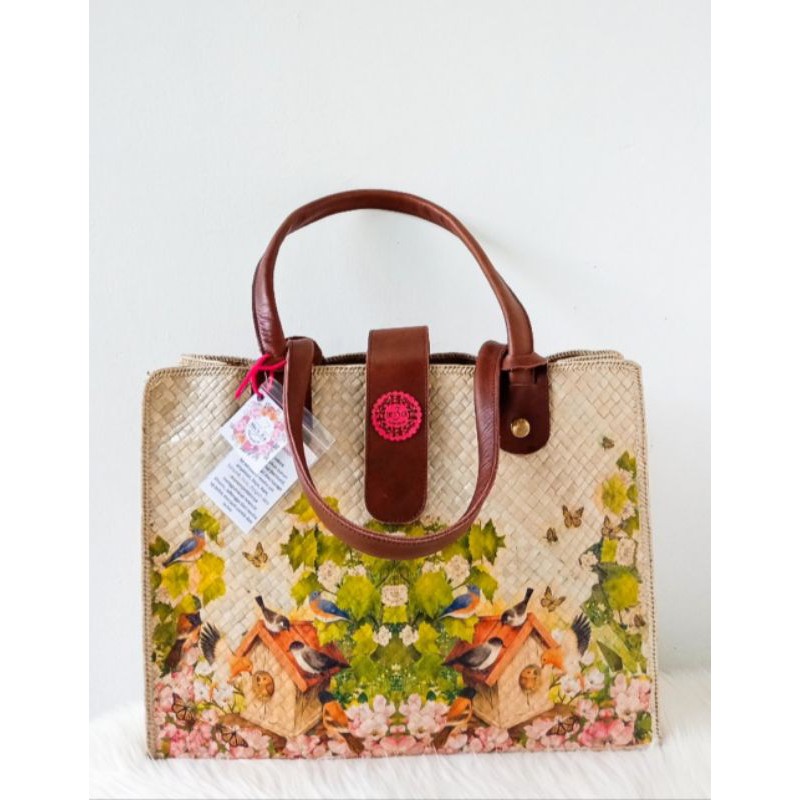 

Tas Map Decoupage