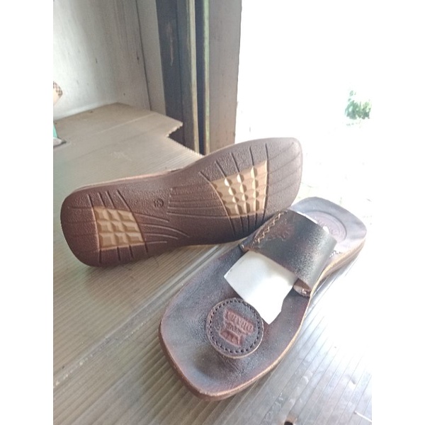 Sandal Pria kulit asli Terompah Selop tarumpah Bakiak Sandal Kulit Asli Original Sapi Terlaris Model Jamur Dewasa Cowok laki Bandung Jakarta Banten Lampung Jambi Palembang Aceh Tegal Kekinian Tready Murah Berkualitas