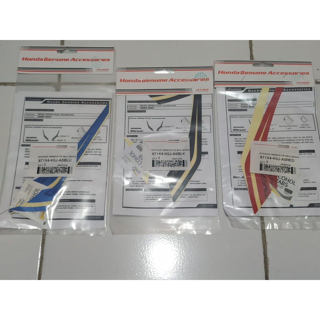 Sticker Winker Front Genio