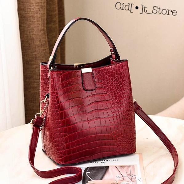 (ORI) New Tas CROCODILE Pattern Sling Square Bag Ins Acrylic Thick Chain Crossbody Bag Tas Wanita ❉❉