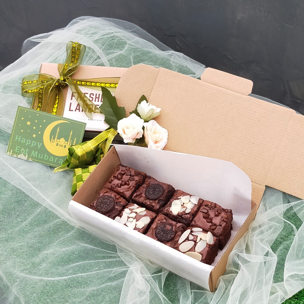 

Brownies Hamper Lebaran Series by Coobies - Hantaran Kue Lebaran Hampers Lebaran Ready Stock