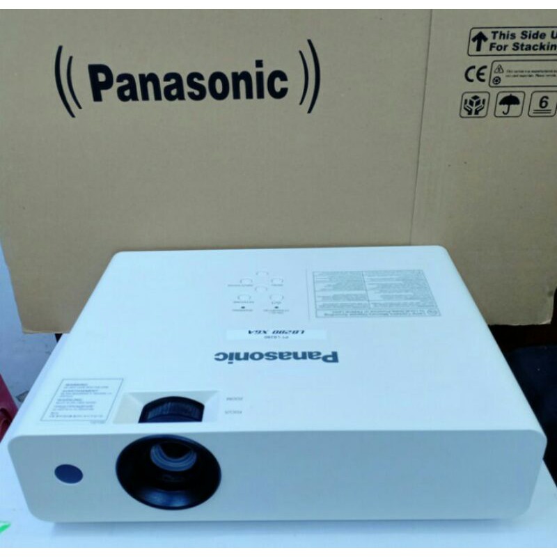 proyektor PANASONIC LB303