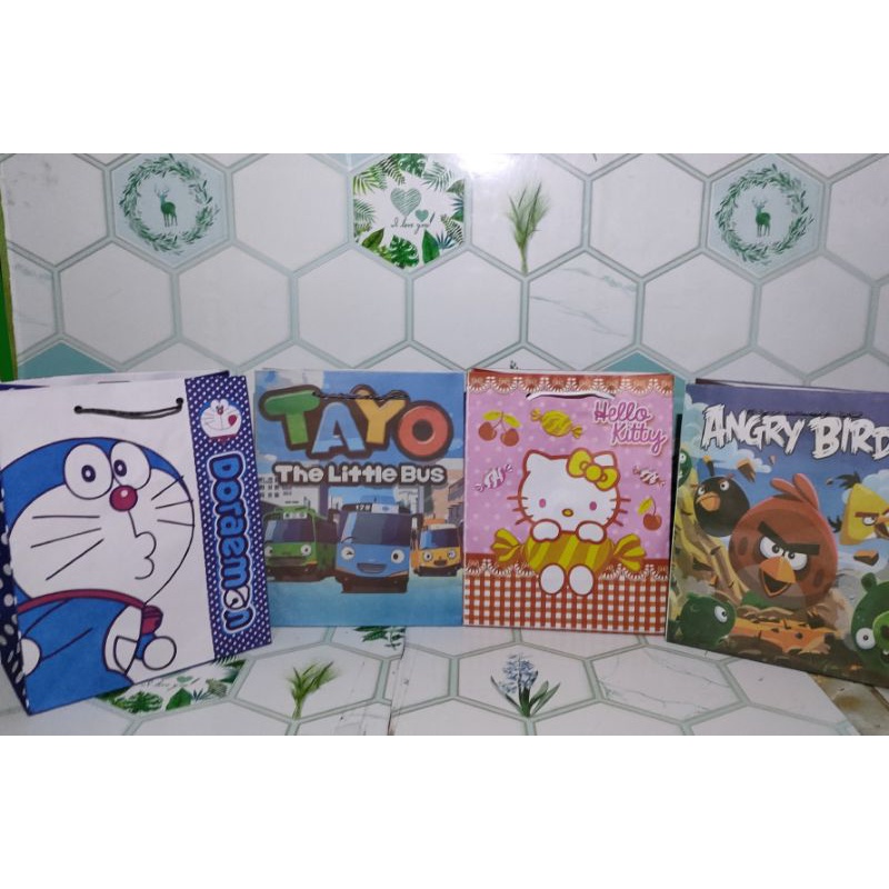 

PaperBag Kecil, Tas Kertas Kecil, PaperBag Karakter