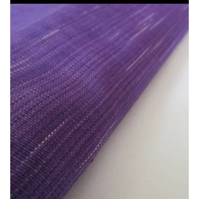 Kain lurik motif gerimis ungu