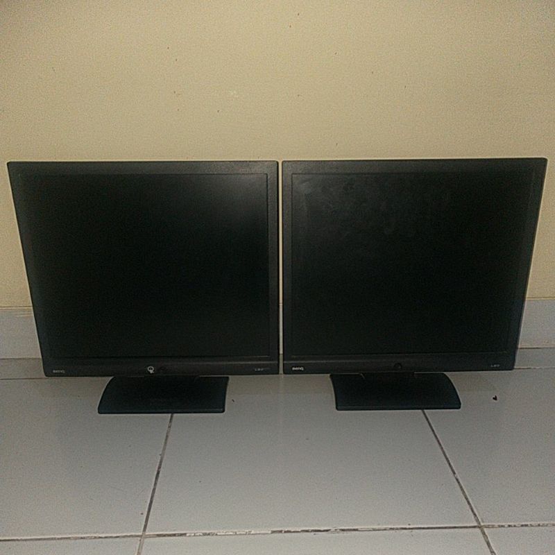 Monitor LG BenQ HP Lenovo dll 17 inch Square KOTAK