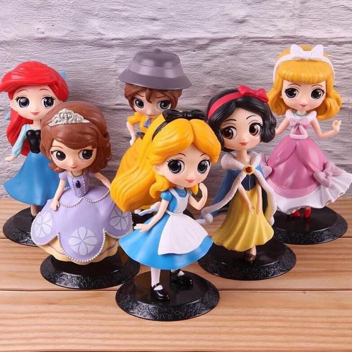 Jane Tarzan Princess Figure Qposket / Mainan / Hiasan Kue Buru Order