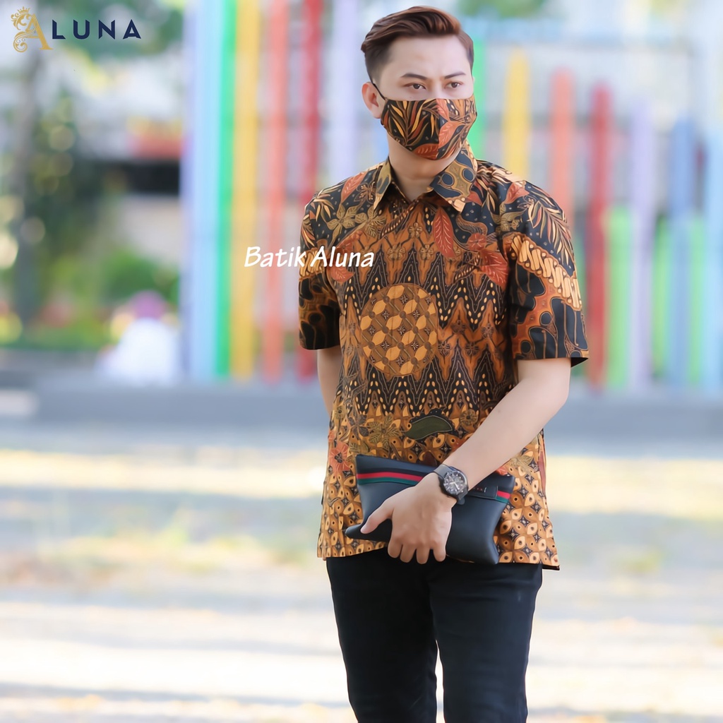 TERLARIS.!! BAJU BATIK PRIA LENGAN PENDEK KEMEJA BATIK PRIA KEREN MODERN BATIK COWOK KEKINIAN PD 010