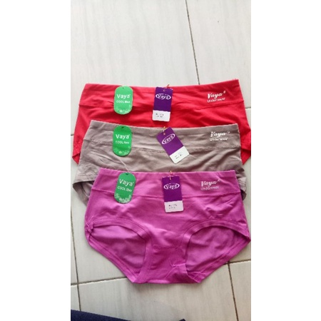 celana dalam vaya