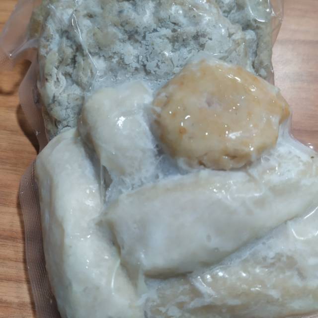 

Pempek asli ikan tengiri