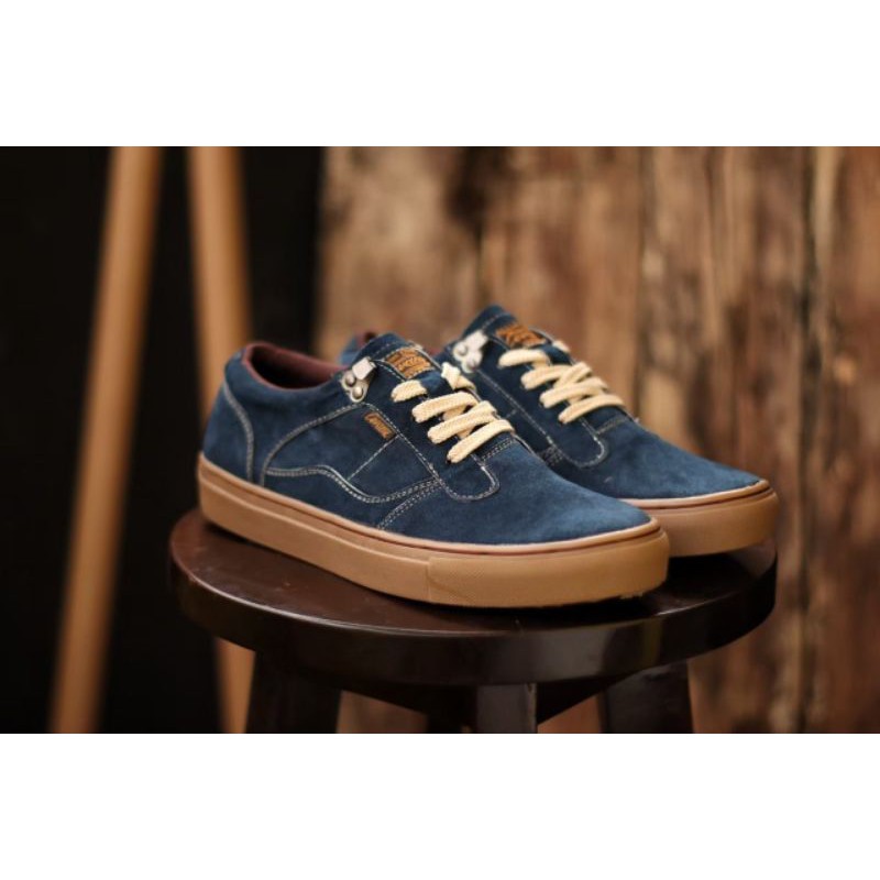 Sepatu Lokal Shoes Local Pride Cevany Gordon Low Cut Navy Gum Suede