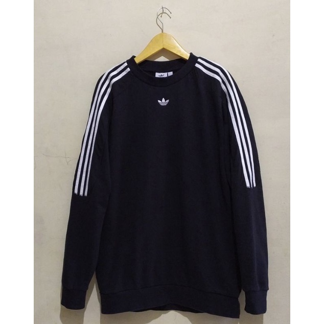 *Crewneck Adidas Radkin*