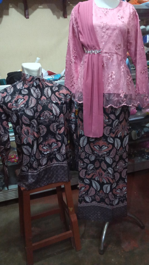 Maura Couple - Sania Ruffle Batik Couple Ori Ndoro Jowi Dnt Garansi Termurah Shopee - Couple Adesa