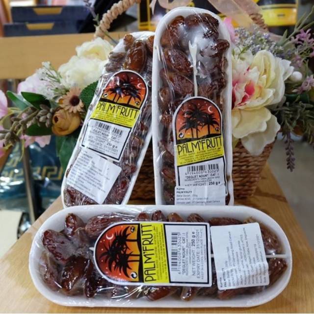 

Kurma palmfruit madu 250gram new expired