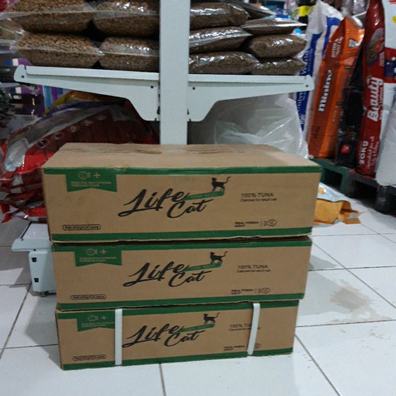 Life Cat Tuna Adult Kaleng 400 gr 1 dus isi 24 kaleng