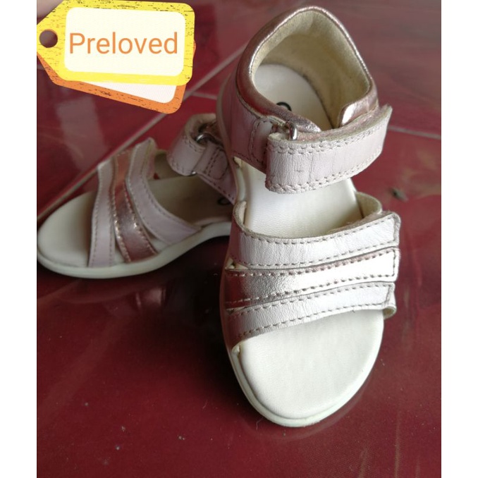 preloved sepatu anak perempuan/sandal anak/sepatu anak perempuan/sandal anak murah/preloved