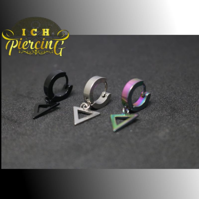 Anting Tindik Pria Wanita Model Segitiga Terbalik 3 Variasi warna