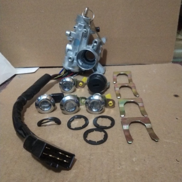 Promo KUNCI KONTAK ASSY KIJANG SUPER KUNCI PINTU KUNCI LACI KUNCI BAGASI KAP Diskon