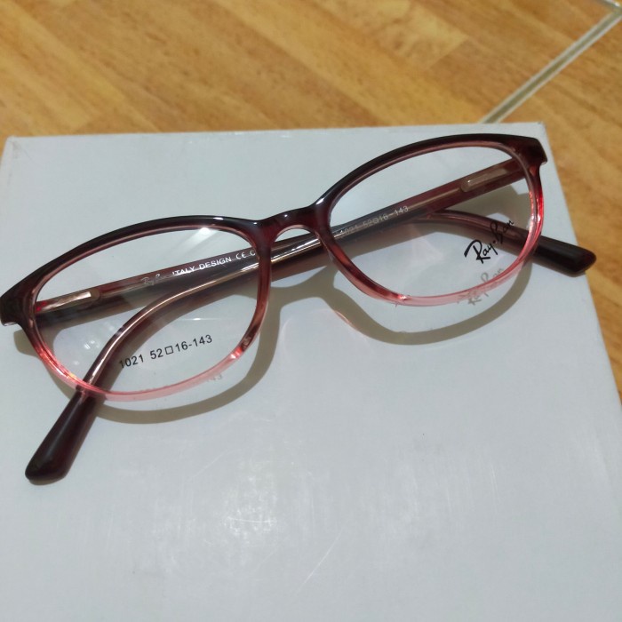 kacamata plus khusus baca wanita