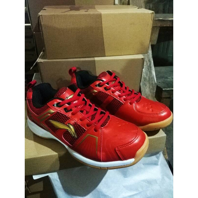 sepatu badminton lining cross original