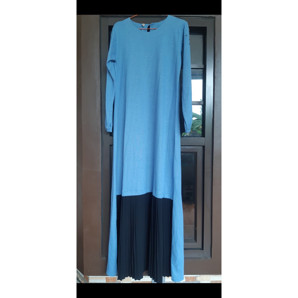 Preloved Dress Vanilla Hijab