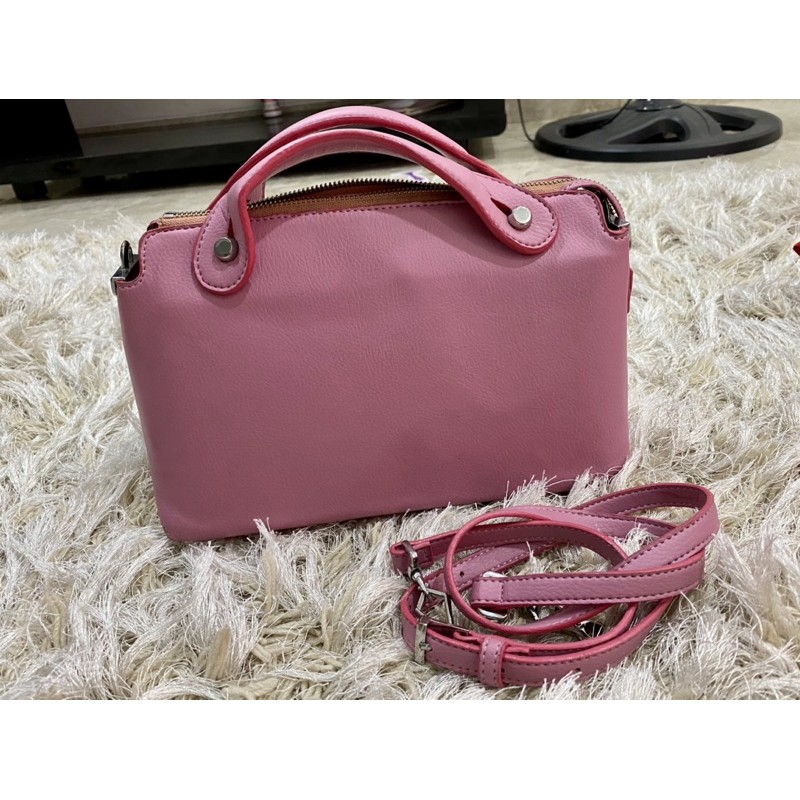 PRELOVED Tas Pedro / PEDRO Bag / Tas Wanita Merk PEDRO / Tas Pedro