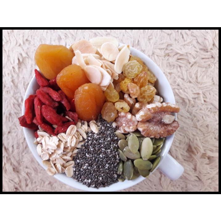 

Healthy Granola Super Mixed 500 gram ( Walnut, Chia seed, Gojiberry )
