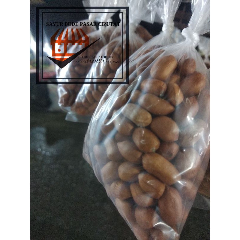 

Kacang Tanah Kupas 250 gram