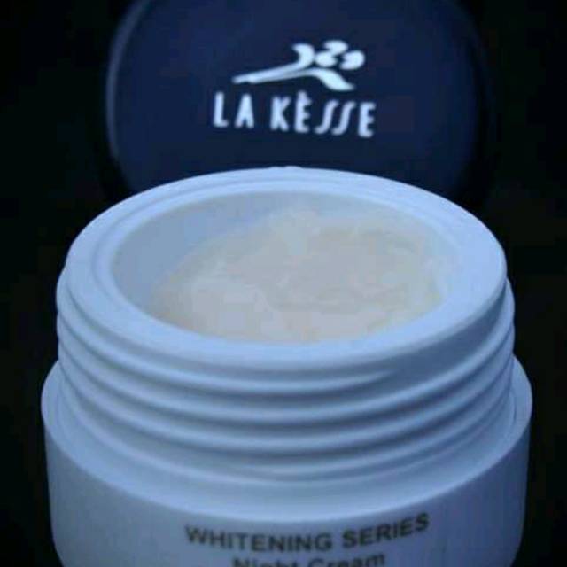 La kesse whitening cosmetik night cream