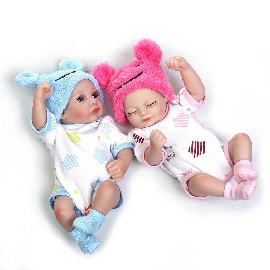 lifelike baby dolls that open and close eyes