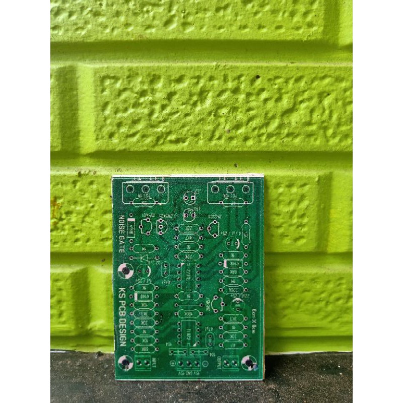 pcb noise gate