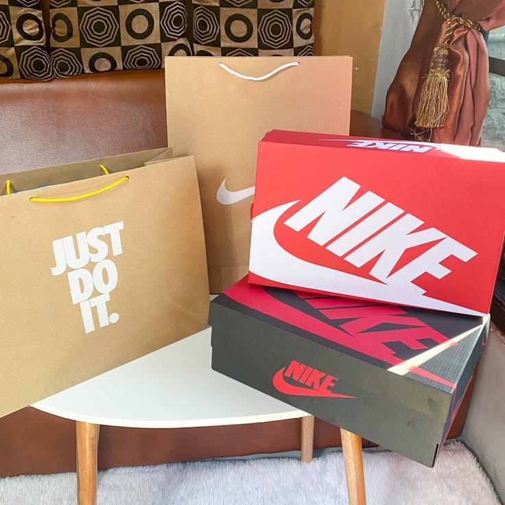 

91 Paper Bag dan Box Nike Just Do It Size Large Paperbag Brand Sepatu Tas Kado Hadiah Kraft Coklat 8I91 91
