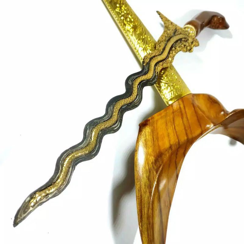 MUMER KERIS KAMRDIKAN NOGO SOSRO KINATAN LUK 13 GARAPAN HALUS