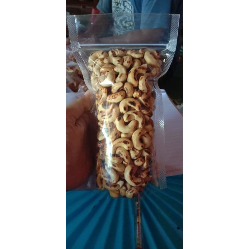 

kacang mete panggang/bakar,kacangmede matang,kacang mete panggang,kacang mede,kacang mede panggang,k