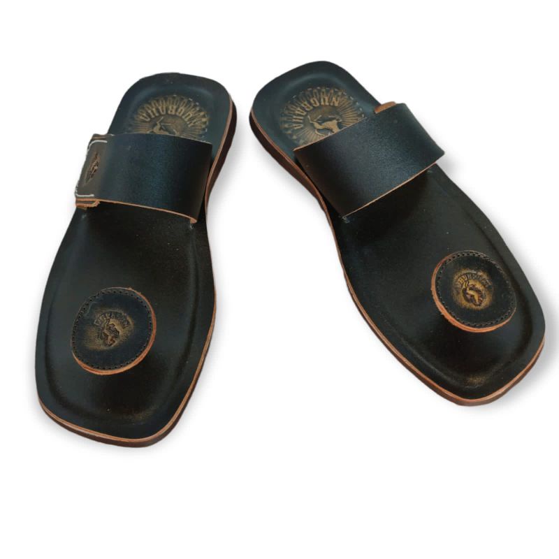 Sandal Kulit Pria Model Jamur sendal cowok kekinian