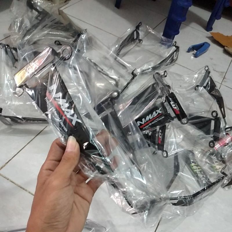 Dudukan Breket Pangkon Tempat Plat Nomer Nmax