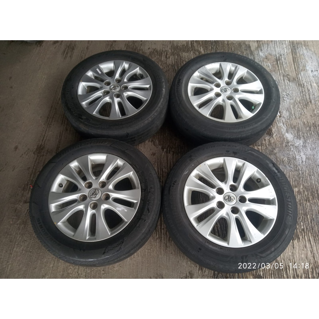 velg mobil oem murah kondisi bagus copotan camry ring 16x6,5 pcd 5x114 warna silver plus ban kondisi