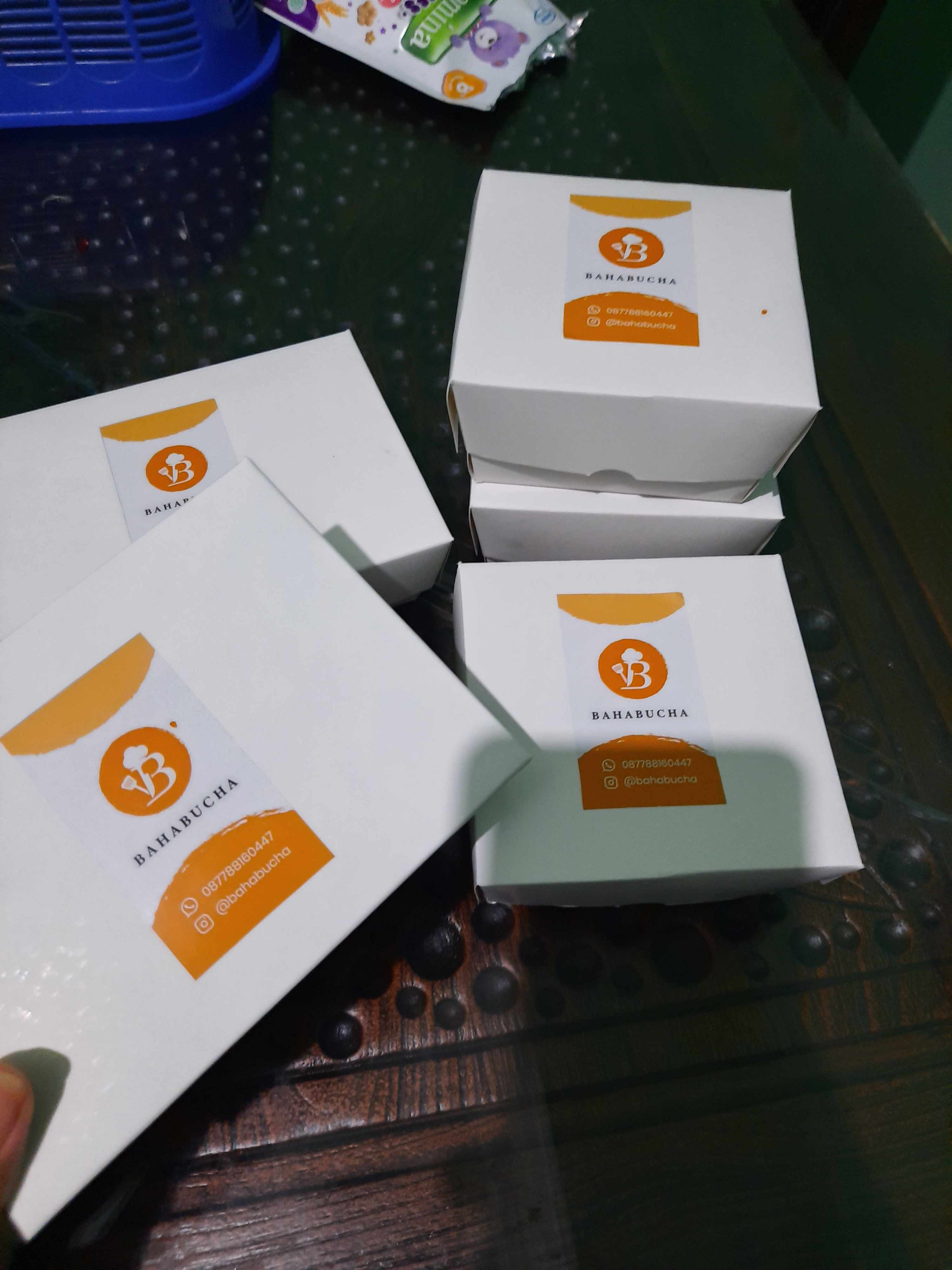 Pli-s Paper Lunch Box / Kotak Makan / Dus Makanan / Take Away Ukuran Small (s: 14x10.5x5 Cm)