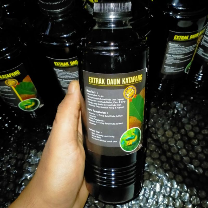 

Ekstraks Daun Katapang 500ml Warna Hitam Pekat Murah (untuk Perawatan,Mutasi ikan cupang)