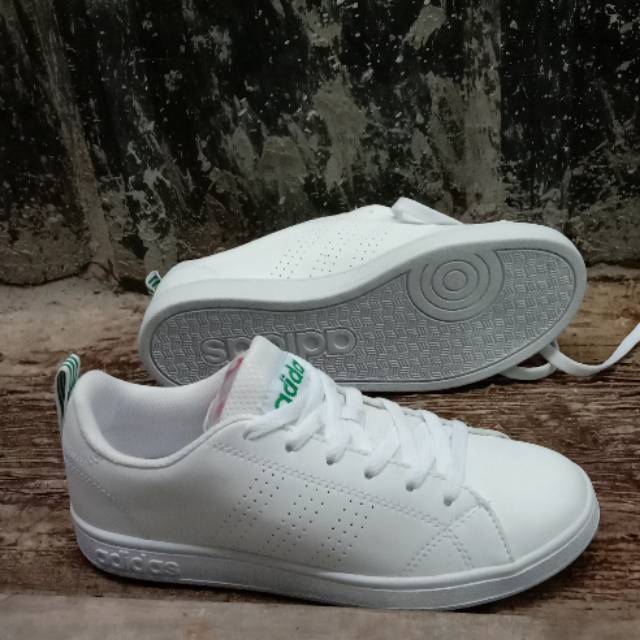 sepatu adidas advantage