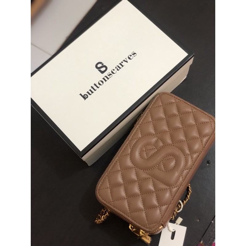 yura bag mocca buttonscarves