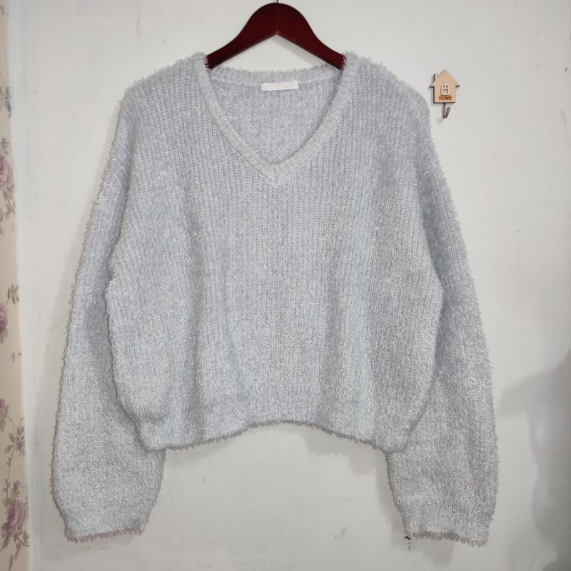 SWEATER RAJUT BULU-BULU LENGAN BALON