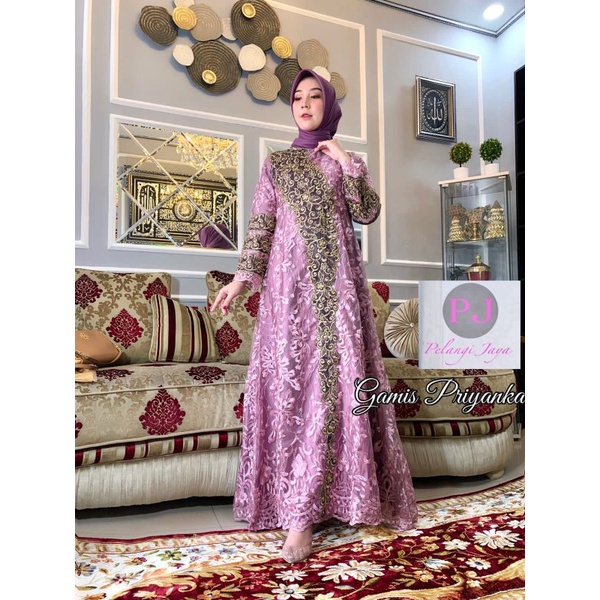 KEBAYA ORIGINAL//KEBAYA MODERN//PRIYANKA DRESS//BAJU PESTA//BAJU WISUDA//SERAGAMAN KELUARGA//By Pelangi Jaya