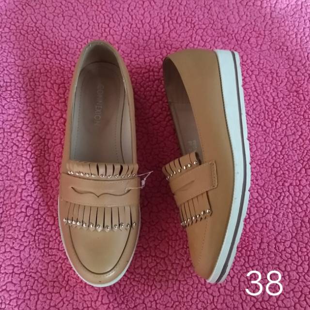 Sepatu wanita CONNEXION