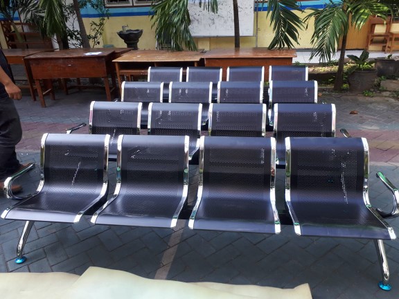 Kursi  Tunggu Kursi  Bandara Kursi  Bandara Isi  4 Kursi    Kursi  Tunggu Kursi  Bandara Kursi  Bandara Isi  4 Kursi