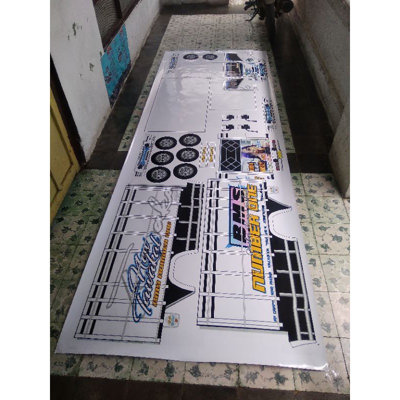 Stiker PaperCraft Truk oleng New Tawakal 5 Ukuran 1METER+ Skala 1:5 Super Duper Jumbo Buangett
