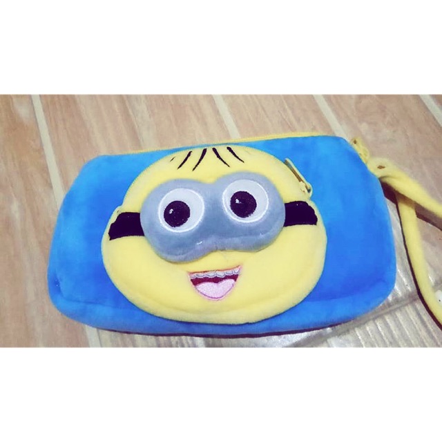 Boneka import second kondisi seperti baru .