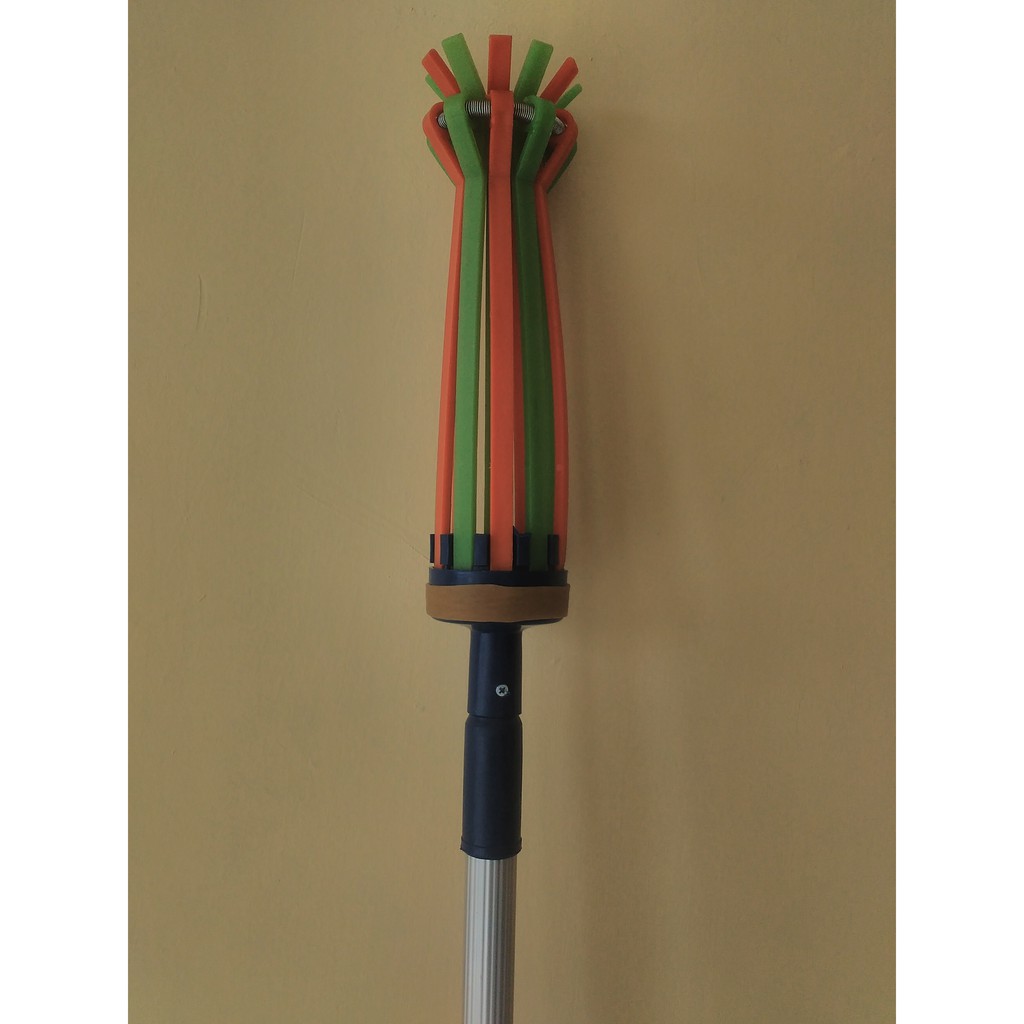 Stik Lampu / Tongkat untuk Pasang / Ganti lampu